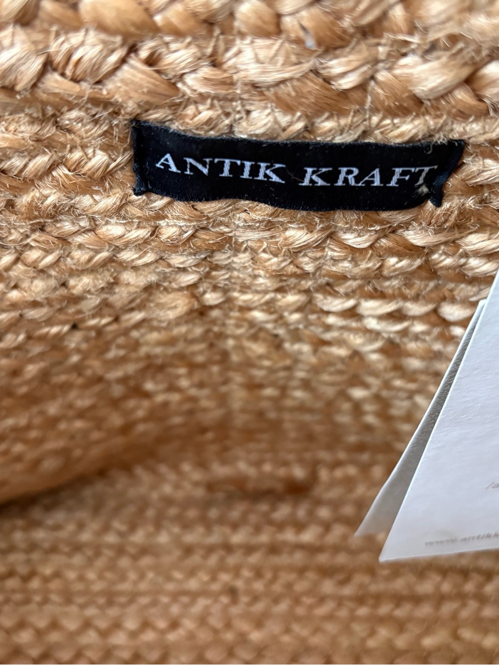 NWT, Anthropologie Antik Kraft Tuhi Colorful Jute Rainbow Tote w/ Wooden Handels - Picture 12 of 16
